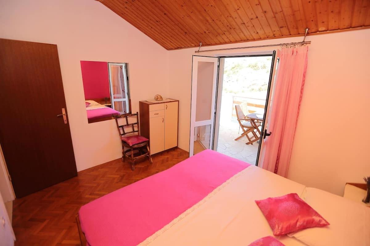 Mateljan Apartment Zastrazisce
